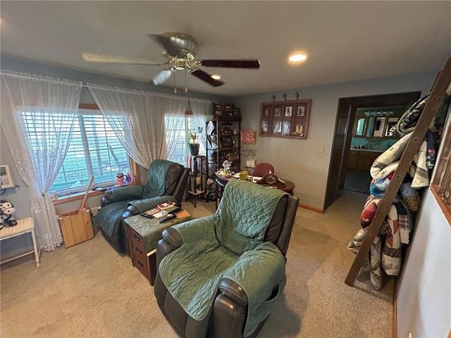 14461 E BB Highway, Nevada, MO 64772