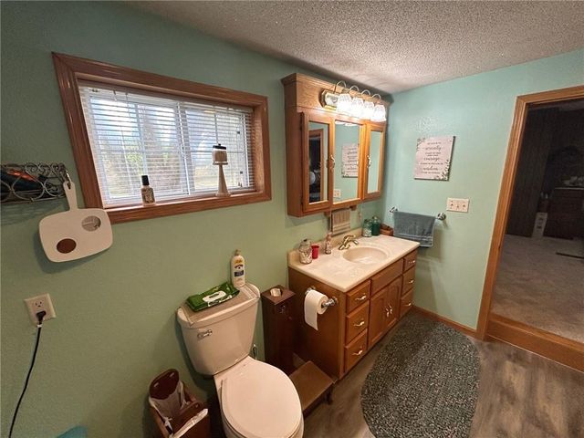 14461 E BB Highway, Nevada, MO 64772