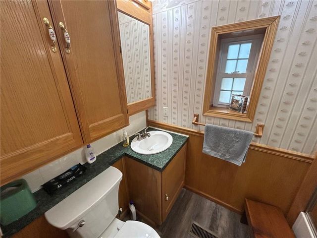 14461 E BB Highway, Nevada, MO 64772