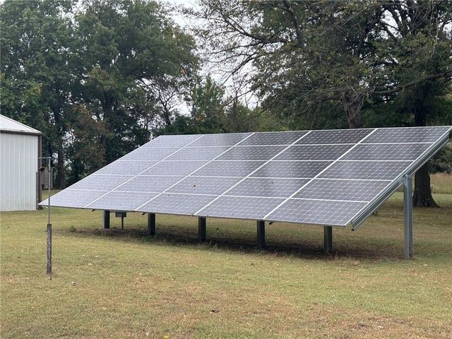 14461 E BB Highway, Nevada, MO 64772