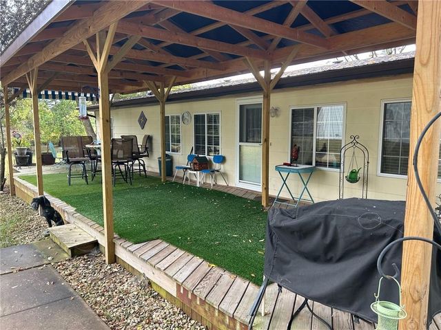 14461 E BB Highway, Nevada, MO 64772