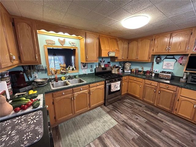 14461 E BB Highway, Nevada, MO 64772