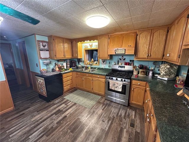 14461 E BB Highway, Nevada, MO 64772