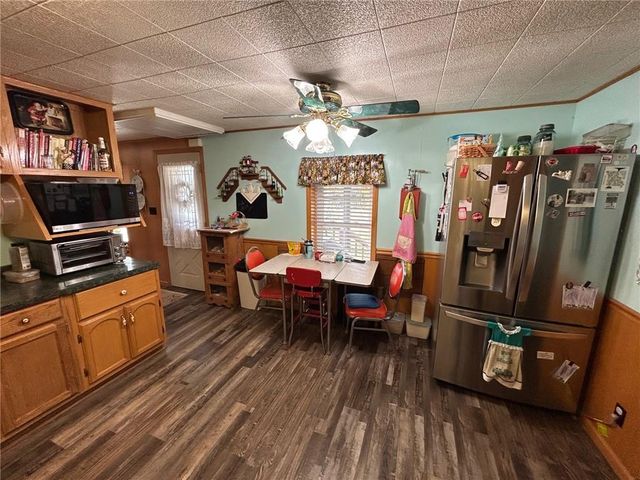 14461 E BB Highway, Nevada, MO 64772