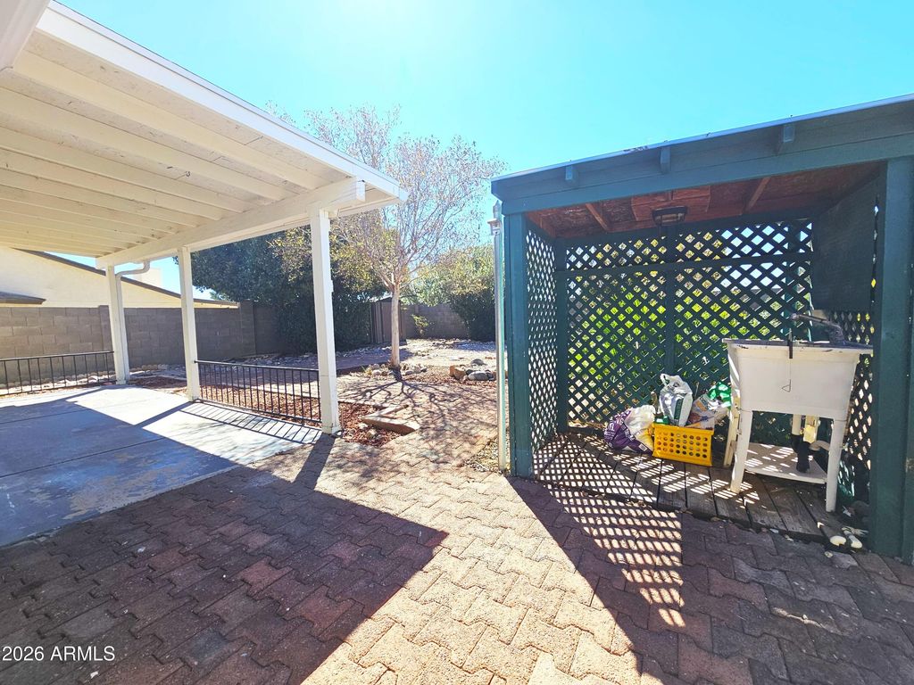 Image 22 of property listing at 5056 E SANTIAGO Court, Sierra Vista, AZ 85635