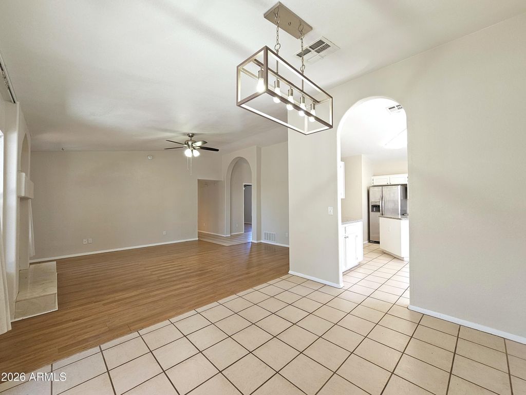 Image 8 of property listing at 5056 E SANTIAGO Court, Sierra Vista, AZ 85635