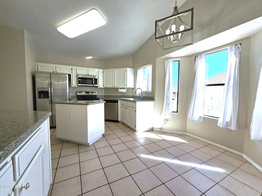 Image 9 of property listing at 5056 E SANTIAGO Court, Sierra Vista, AZ 85635