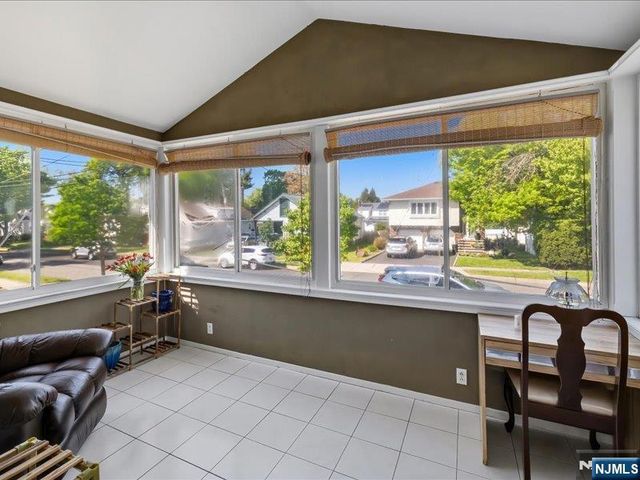 5-33 5th Street, Fair Lawn, NJ 07410