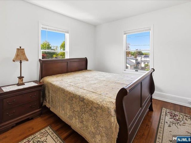 5-33 5th Street, Fair Lawn, NJ 07410