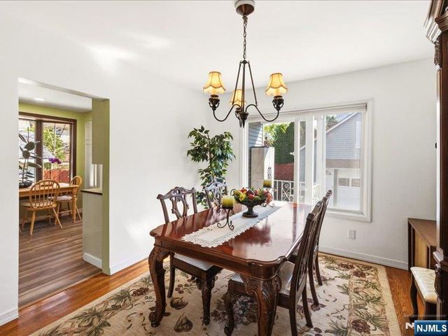 5-33 5th Street, Fair Lawn, NJ 07410