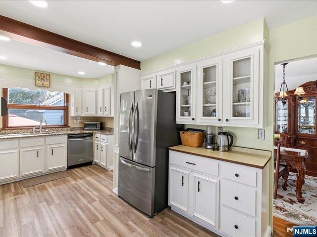 5-33 5th Street, Fair Lawn, NJ 07410