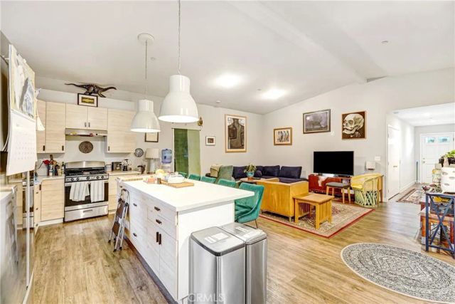 1125 Van Pelt, City Terrace, CA 90063