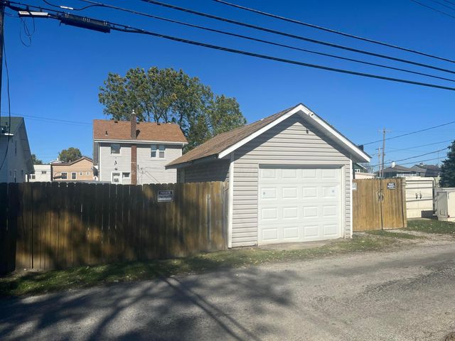 2009 Sullivant Avenue, 2009, Columbus, OH 43223