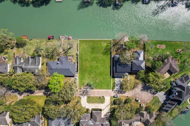 115 Capri Street, Sugar Land, TX 77478