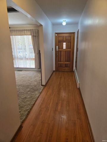 1605 E Woodland Drive, Bloomington, IN 47408