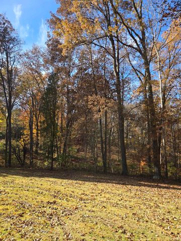 1605 E Woodland Drive, Bloomington, IN 47408