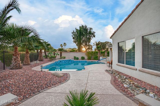 12837 W MICHELTORENA Court, Sun City West, AZ 85375