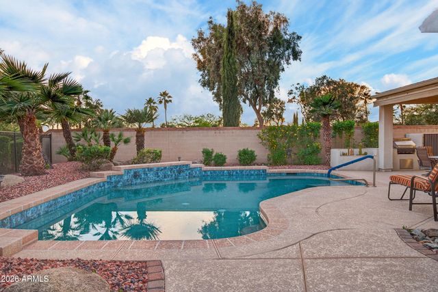 12837 W MICHELTORENA Court, Sun City West, AZ 85375
