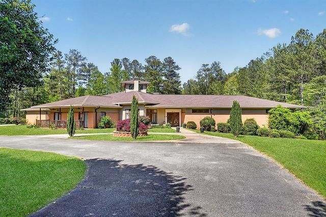 3073 Demooney Road, South Fulton, GA 30349
