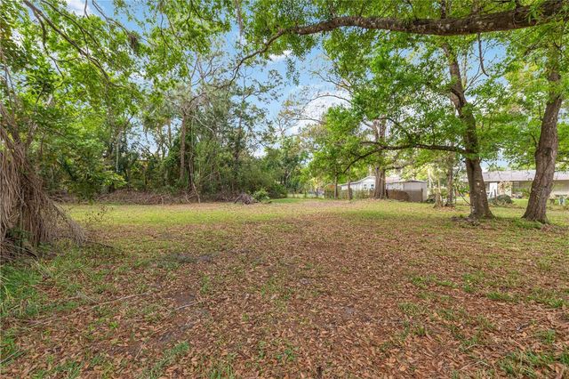 4524 28TH AVENUE DRIVE E, Bradenton, FL 34208