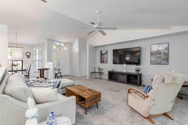 4524 28TH AVENUE DRIVE E, Bradenton, FL 34208