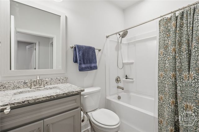 217 Higginson Drive, Richmond Hill, GA 31324