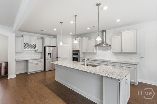 217 Higginson Drive, Richmond Hill, GA 31324