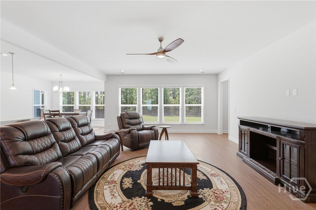 Image 15 of property listing at 217 Higginson Drive, Richmond Hill, GA 31324
