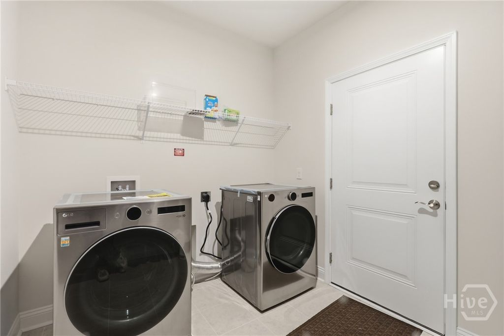 Image 36 of property listing at 217 Higginson Drive, Richmond Hill, GA 31324