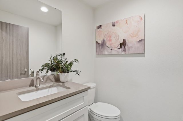 5 E Chatham Ave, Spokane, WA 99218