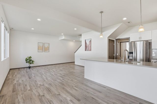 5 E Chatham Ave, Spokane, WA 99218