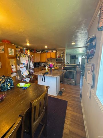 411-413 W 7th Street, Mishawaka, IN 46544