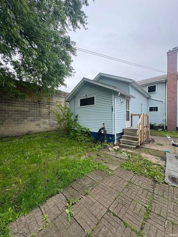 411-413 W 7th Street, Mishawaka, IN 46544