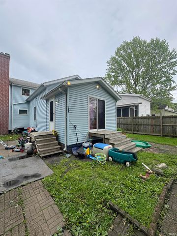 411-413 W 7th Street, Mishawaka, IN 46544