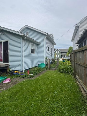 411-413 W 7th Street, Mishawaka, IN 46544