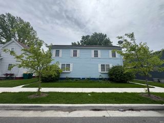 411-413 W 7th Street, Mishawaka, IN 46544