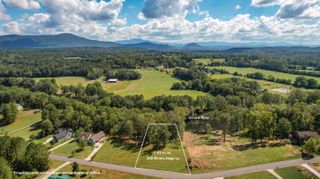 202 Rivers Edge Lane, Benton, TN 37307