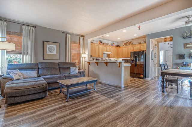 4213 Montara Dr, Turlock, CA 95382