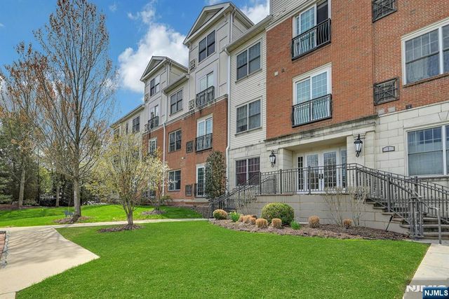 1112 The Plaza 1112, Tenafly, NJ 07670