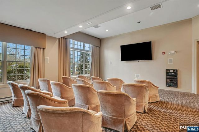 1112 The Plaza 1112, Tenafly, NJ 07670