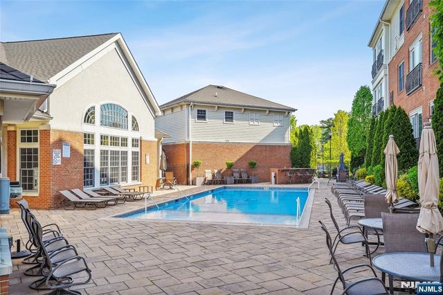 1112 The Plaza 1112, Tenafly, NJ 07670