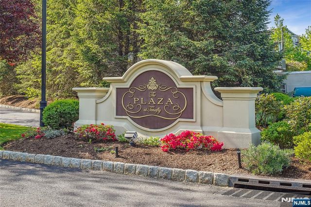 1112 The Plaza 1112, Tenafly, NJ 07670