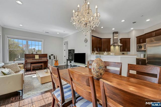 1112 The Plaza 1112, Tenafly, NJ 07670