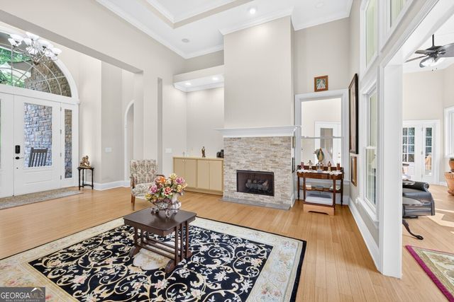 27 Hawks Farm Road, White, GA 30184