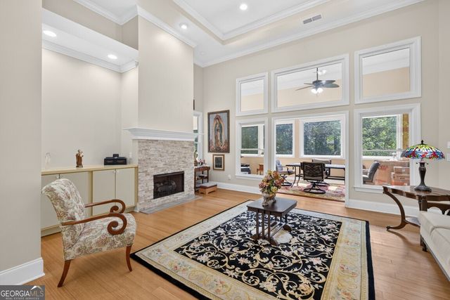27 Hawks Farm Road, White, GA 30184