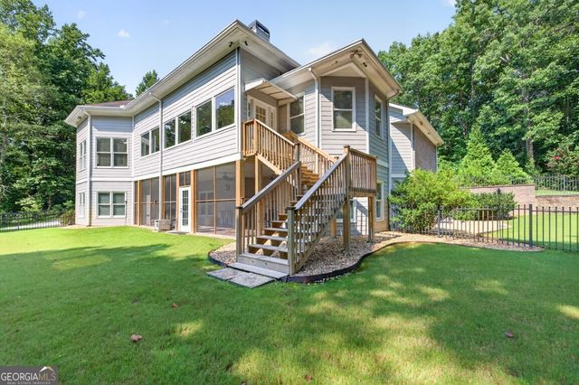 27 Hawks Farm Road, White, GA 30184