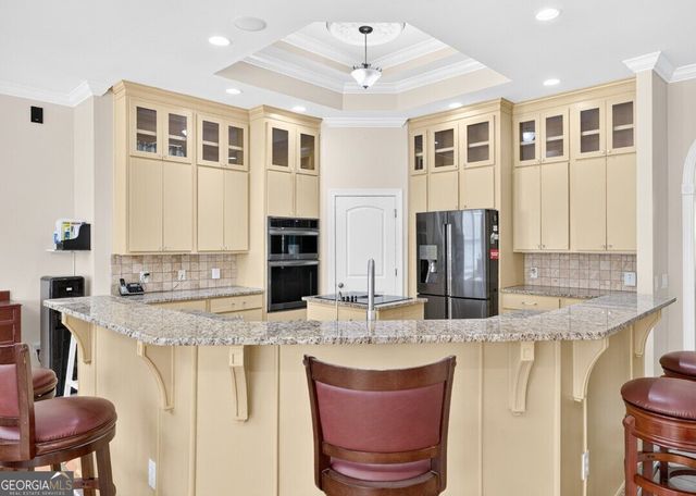 27 Hawks Farm Road, White, GA 30184