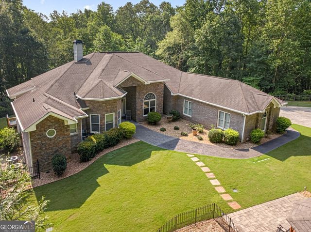 27 Hawks Farm Road, White, GA 30184