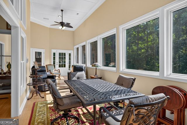 27 Hawks Farm Road, White, GA 30184