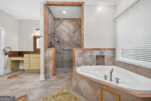 27 Hawks Farm Road, White, GA 30184